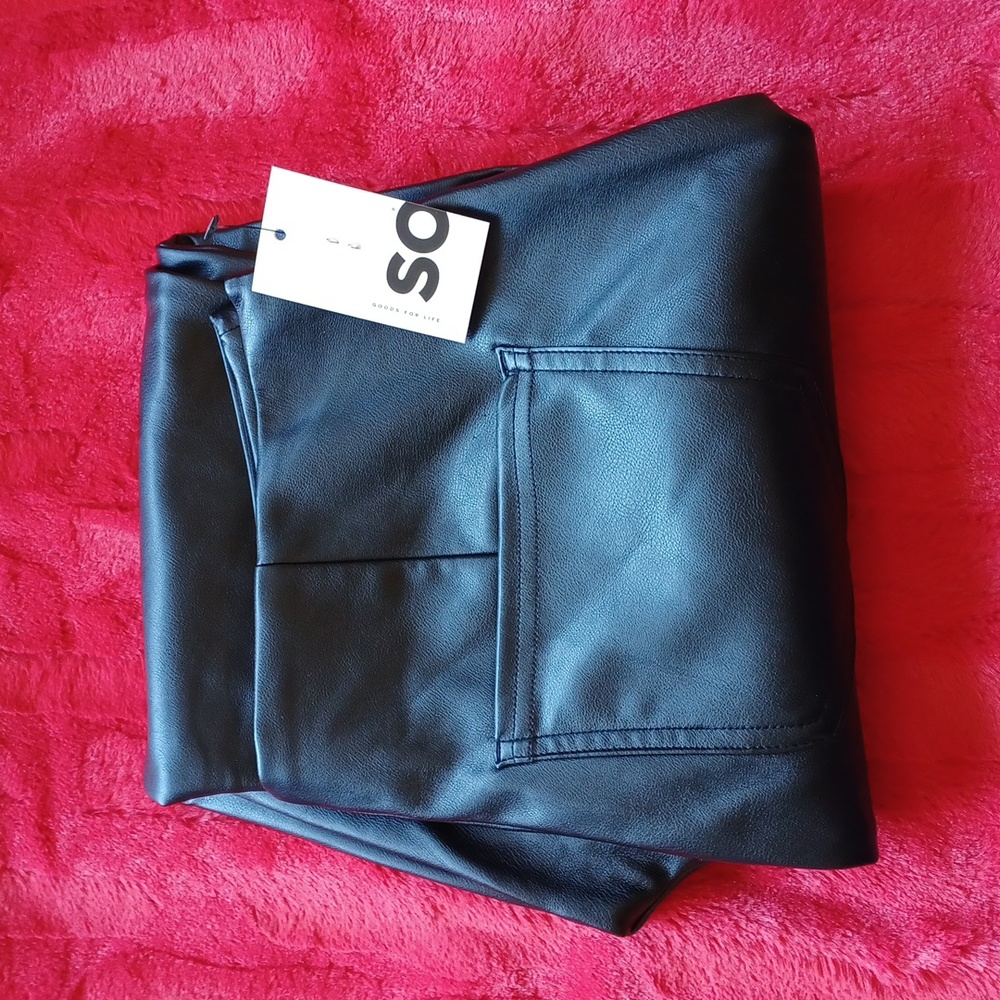 SO‎ Faux Leather Leggings Black Luxe High Waisted Pants Size L Long JG33J000RSL